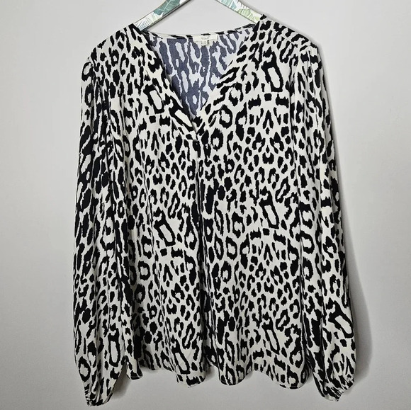 New! Easel Animal Printed Leopard Top 1X - Picture 7 of 13